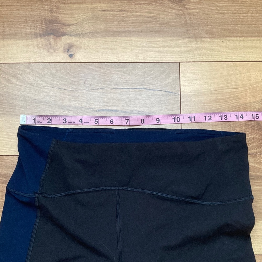 Lululemon Nulu Color Block High Rise Crop - Picture 10 of 11
